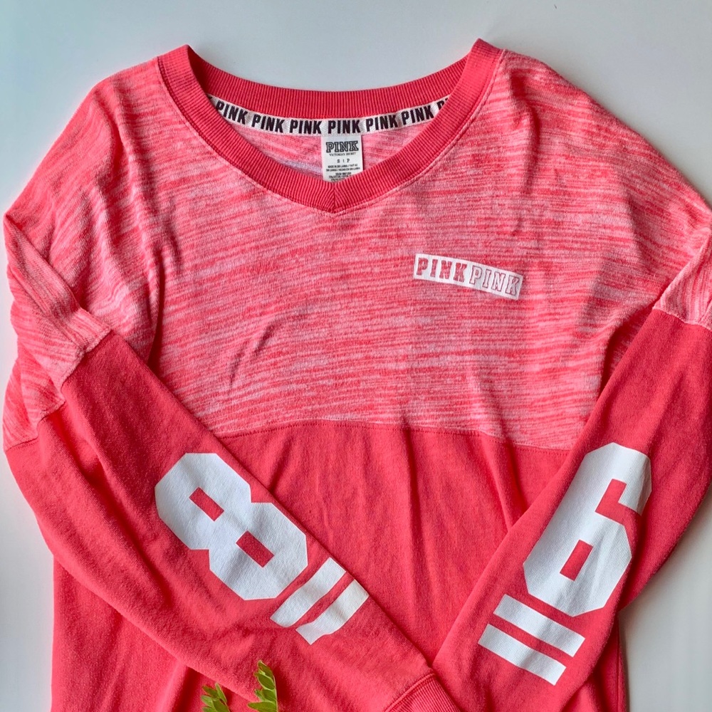 PINK Sweatshirt